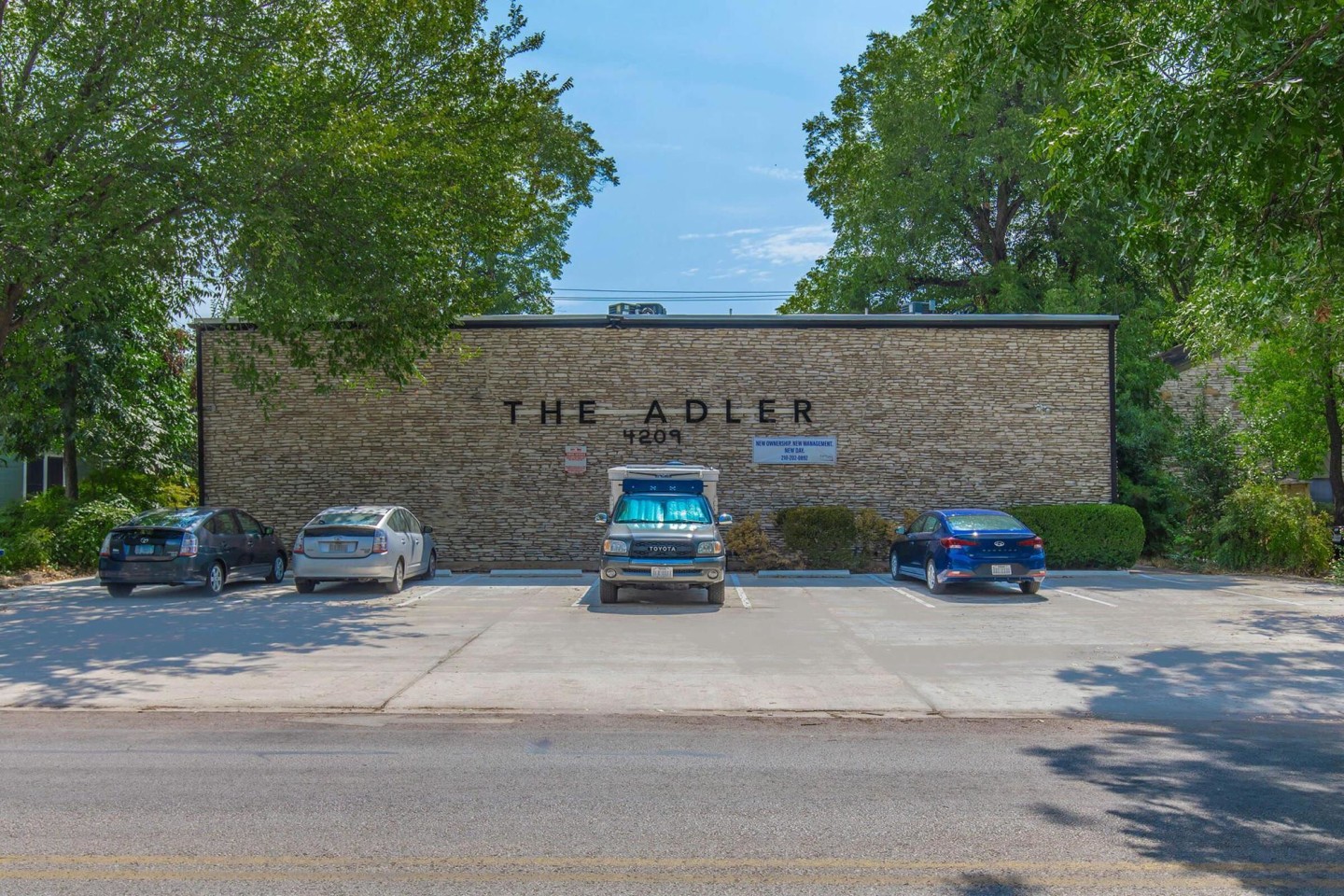 The Preserve Hyde Park - The Adler Image 5