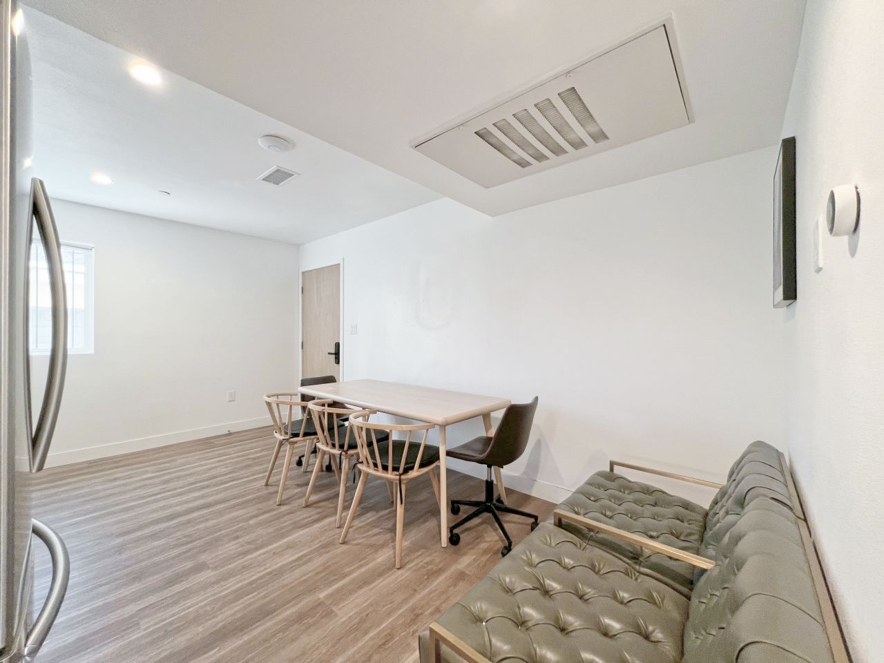 3748 Dalton Avenue - Co-Living Image 4