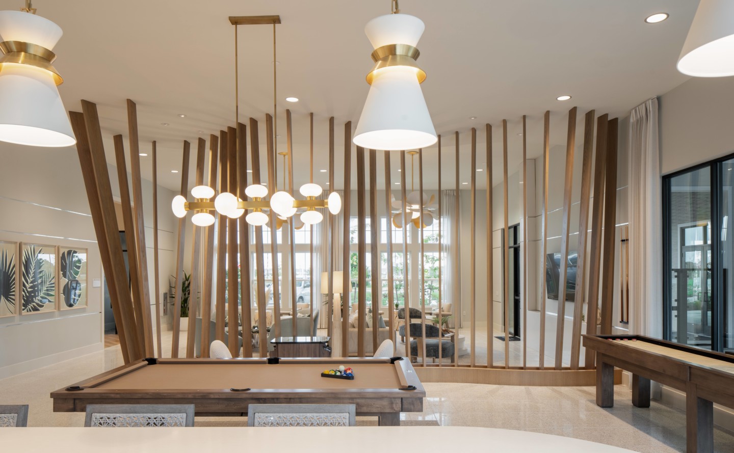 Aventon Meadows Image 12