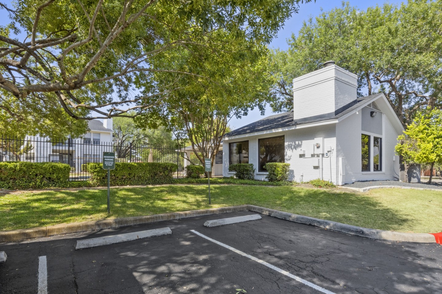 Tradewinds Apartment Homes Image 24