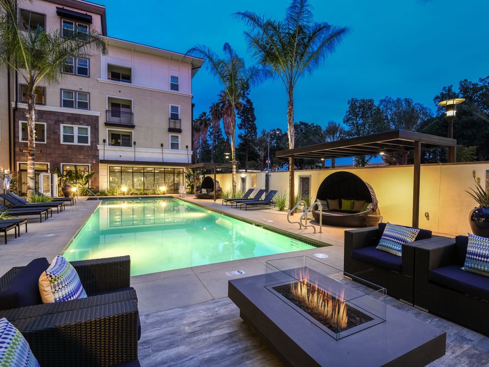 Avalon Cerritos Image 17