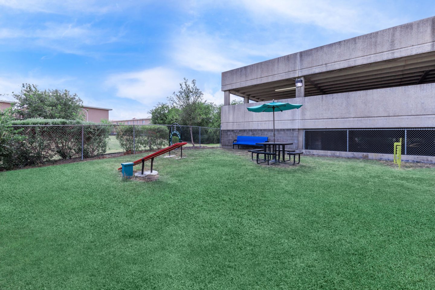 The Enclave at 1550 Image 10