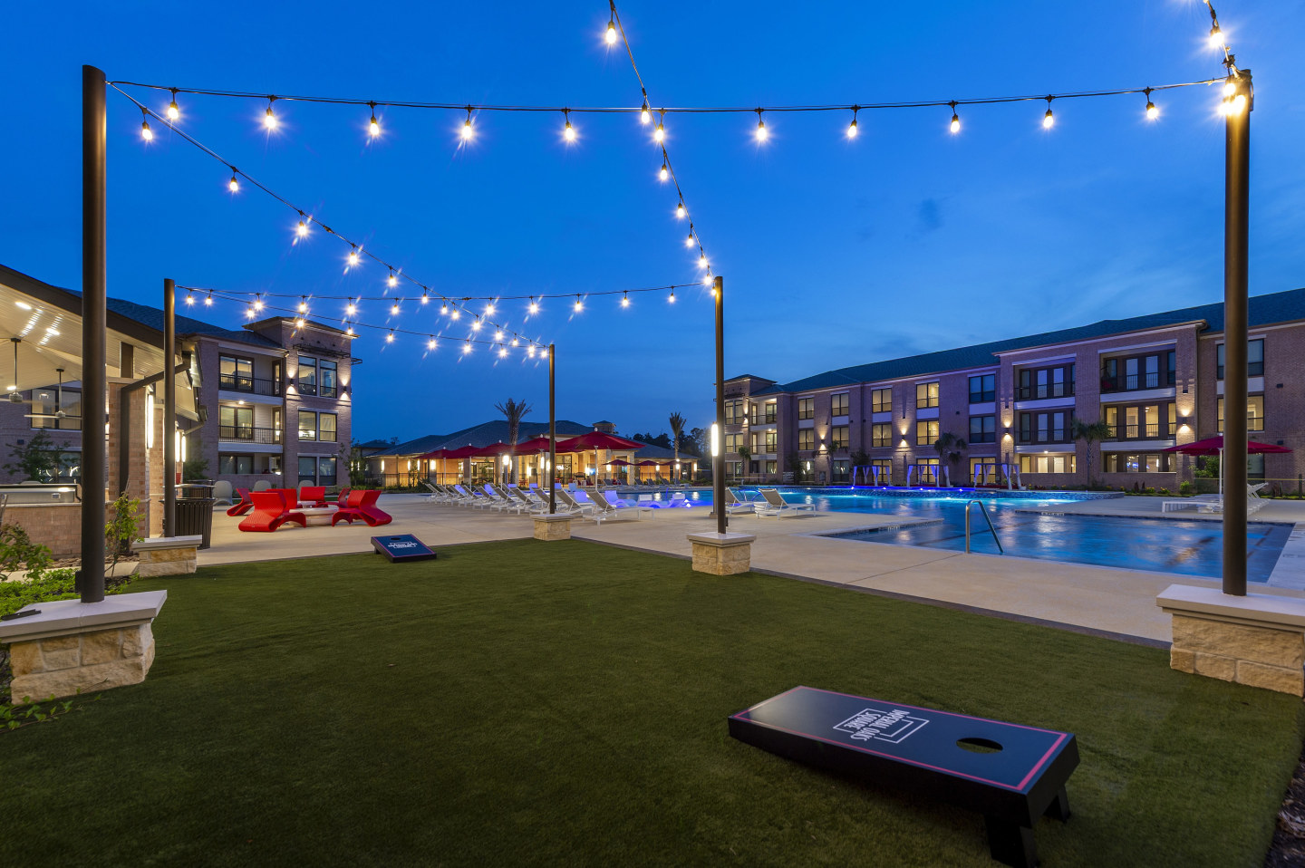 Imperial Oaks Square Image 14