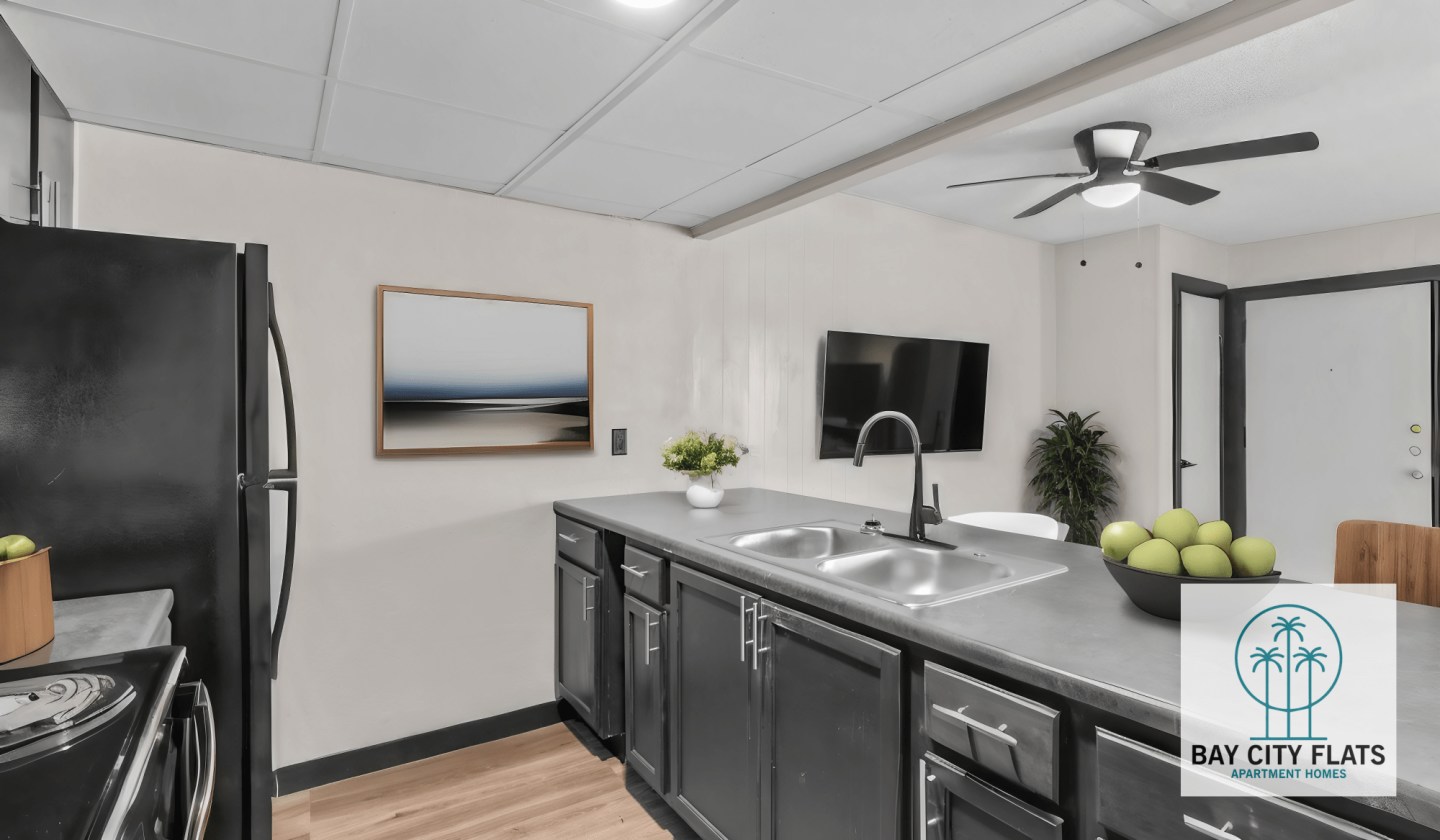 Bay City Flats Image 17