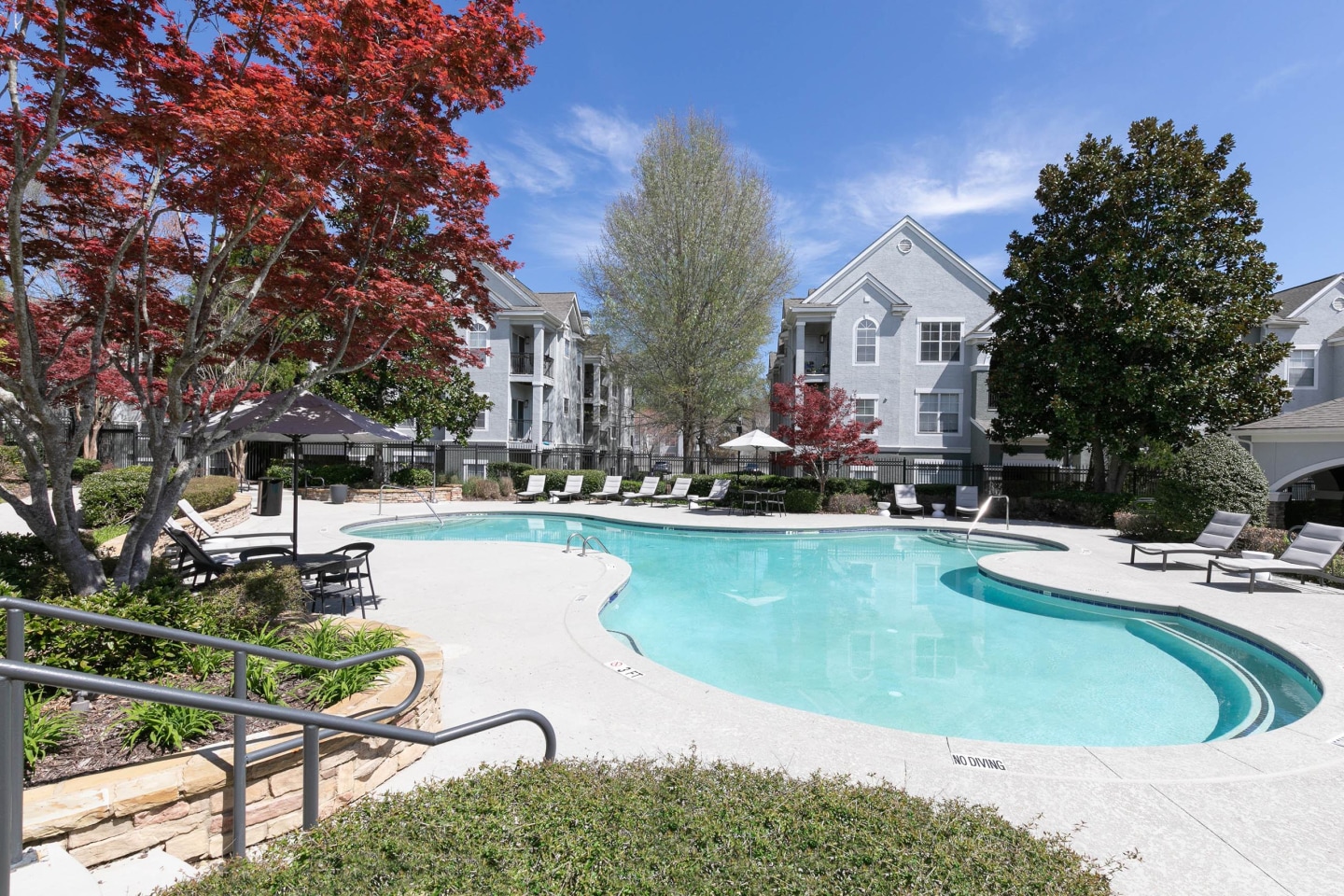 Deerfield Village Apartments Image 16
