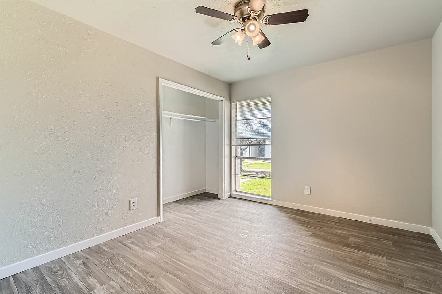 The Courtland Image 35