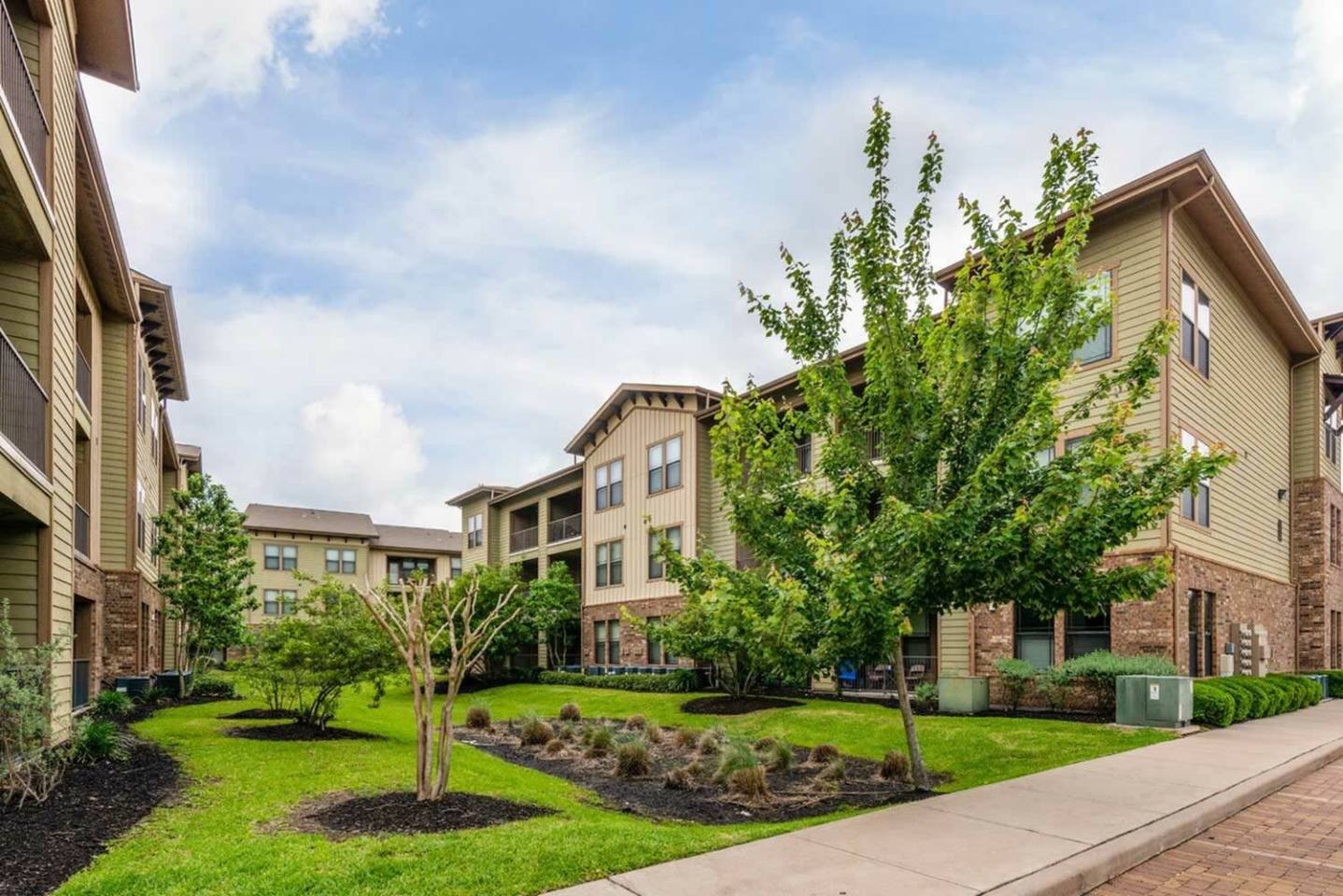 Queenston Manor Image 21