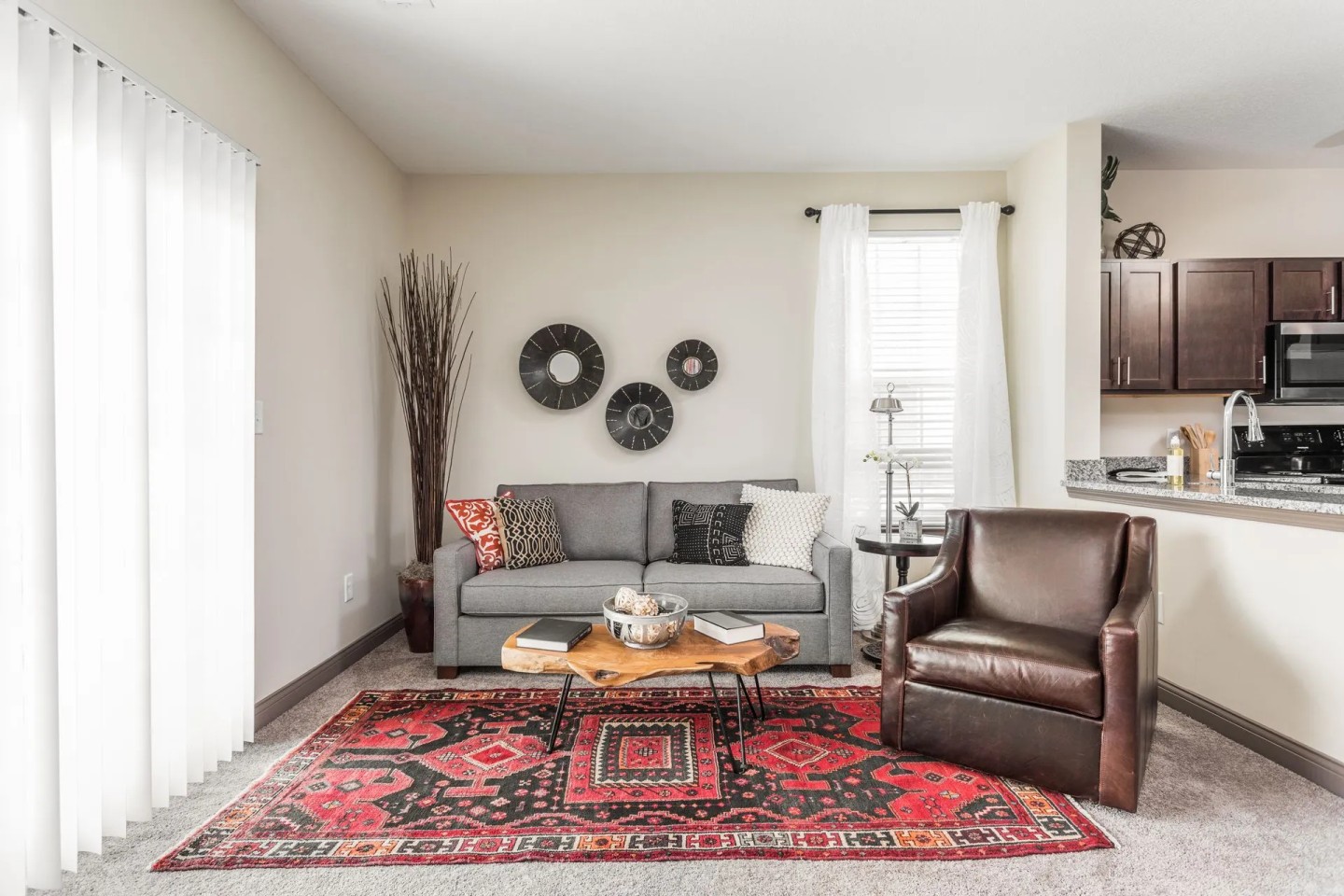 Overture Flats Image 17