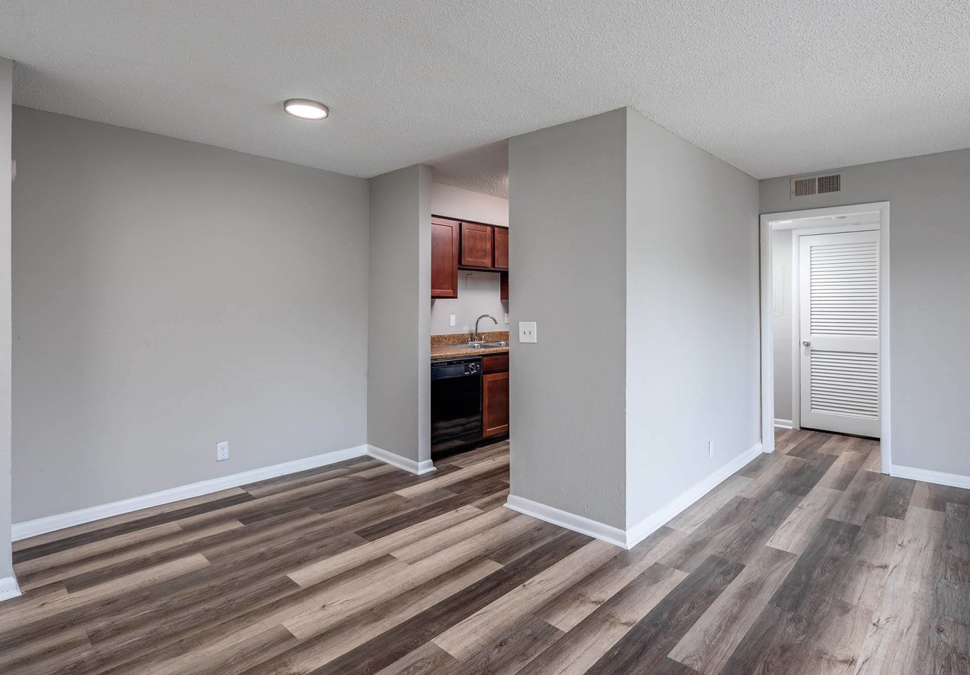 Orchard Park Apartments Image 6