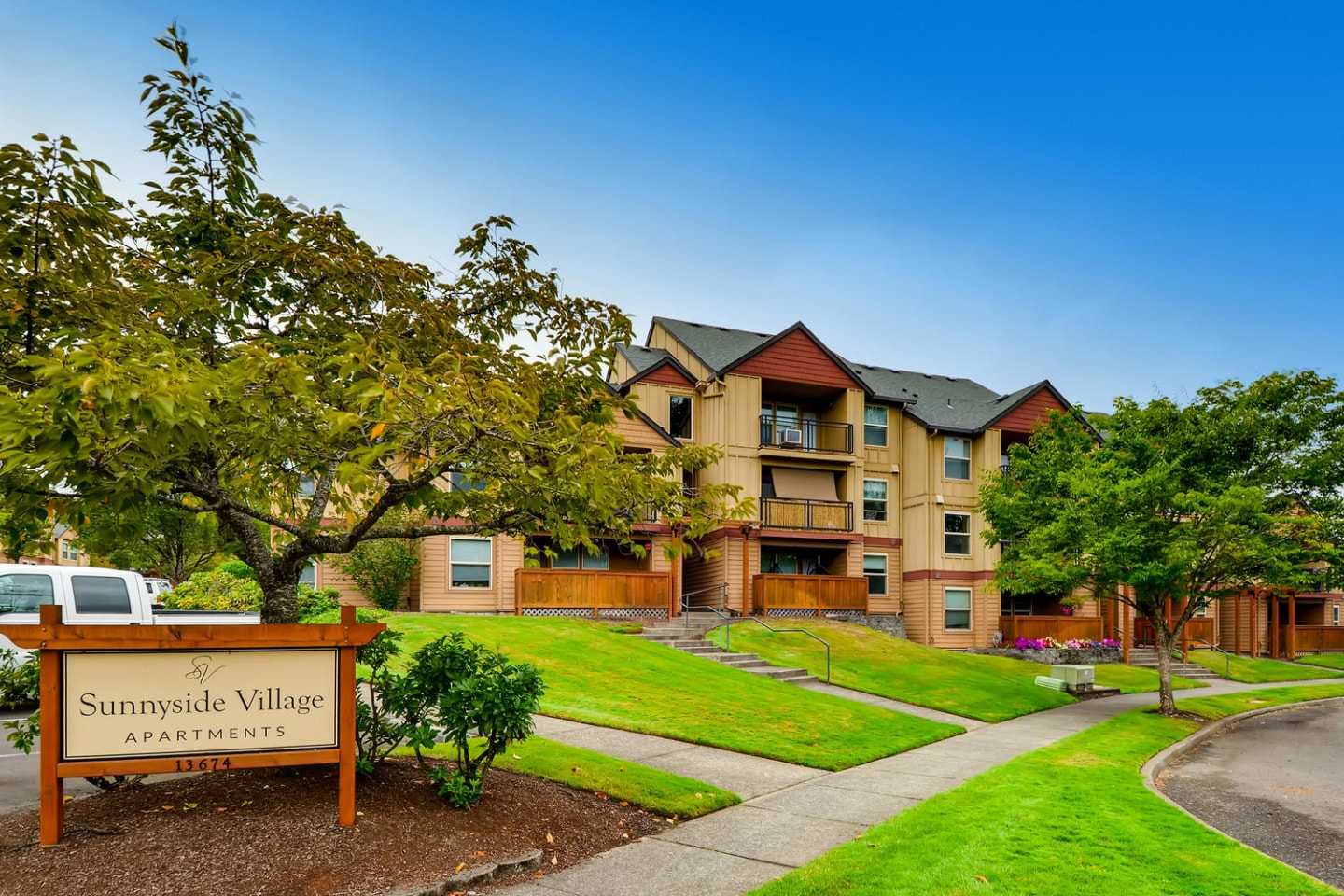 Sunnyside Village Image 30