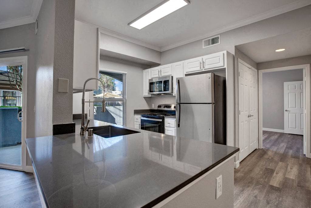 Broadleaf Apartments Image 36