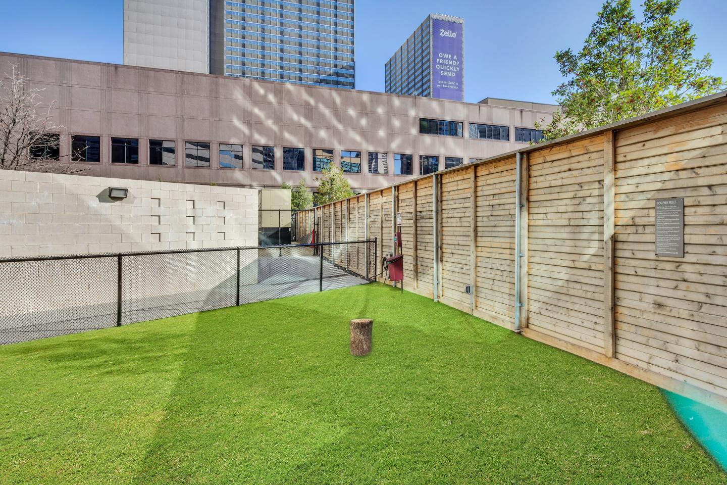 One Dallas Center Image 28