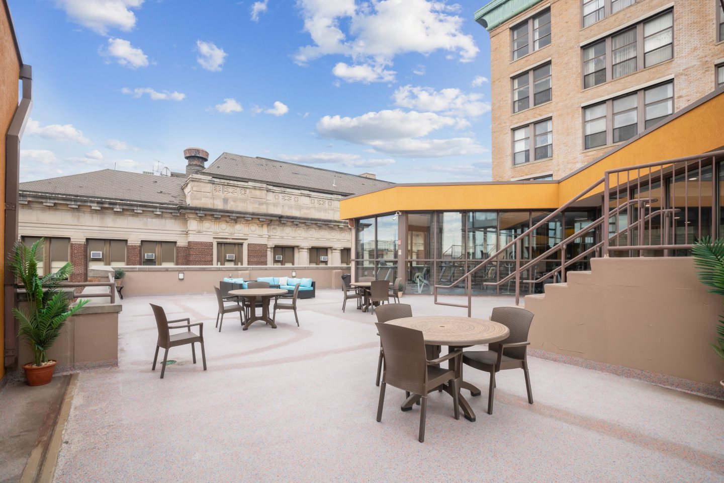 Lofts 640 Image 4