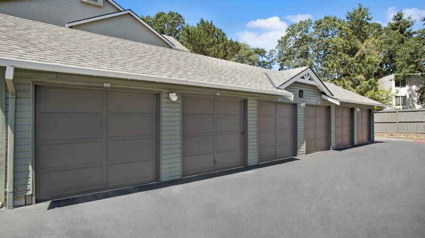 Beaumont Grand Apartment Homes Image 4