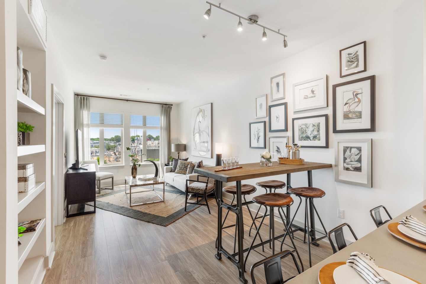 Luxe at Alewife Image 26