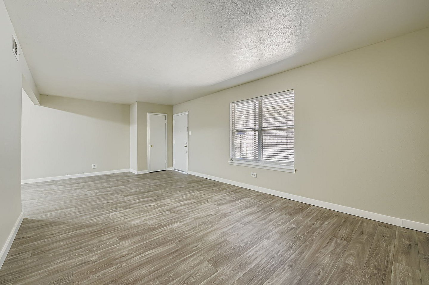Ridgmar Oaks Image 5
