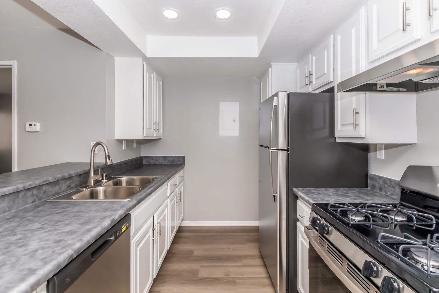 Palm Court Apartment Homes Image 33