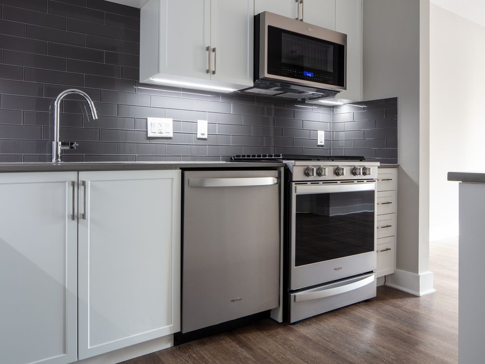 Avalon Teaneck Image 3
