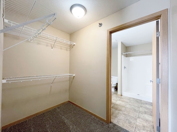 Burlington Apartments Image 13