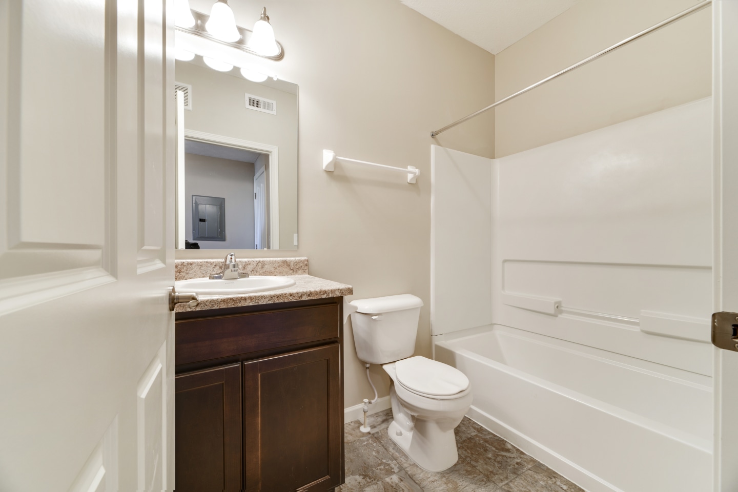 Austin Place Apartments Image 13