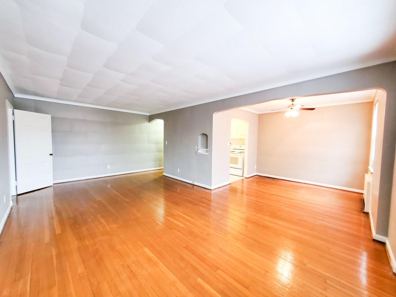 Parkway Manor  Image 4