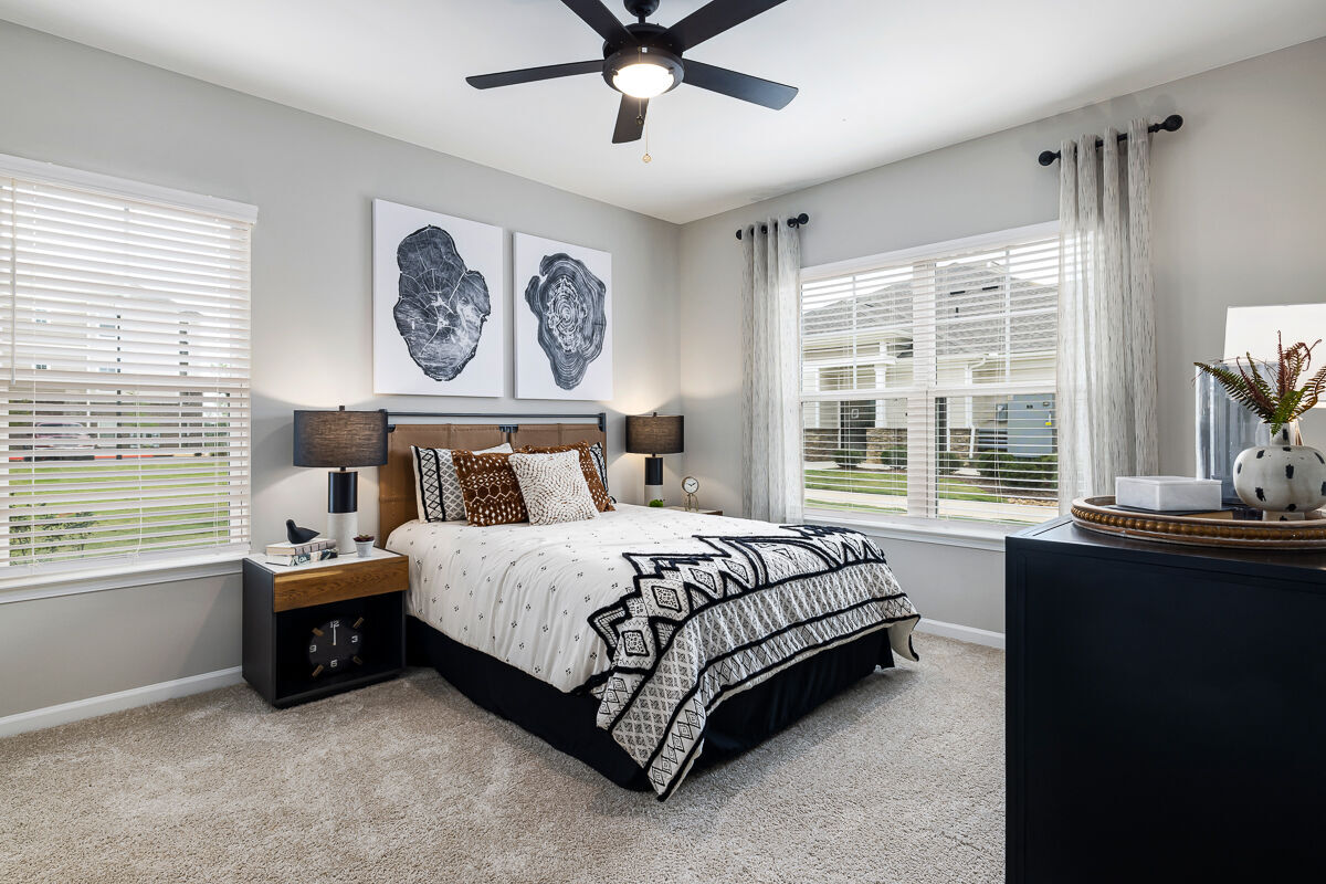 River Oaks Landing Image 34