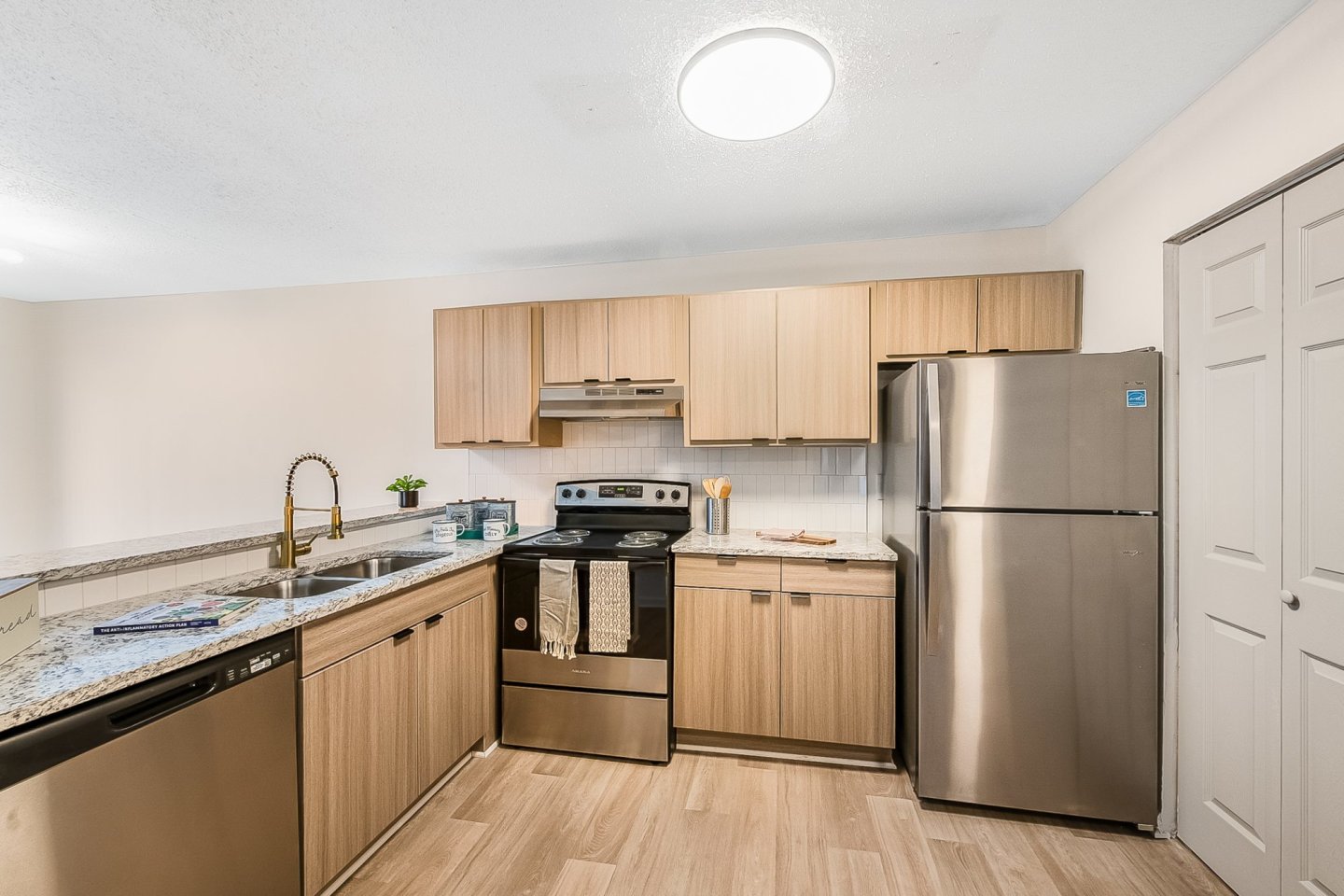 Enclave at North Point Apartment Homes Image 2