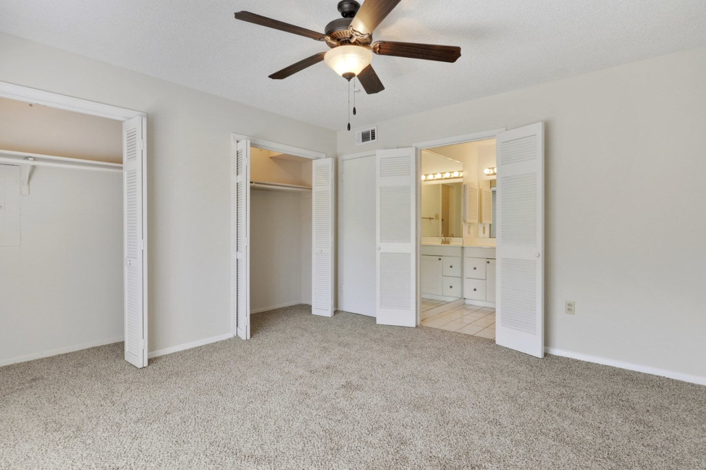 Ole Towne Image 20