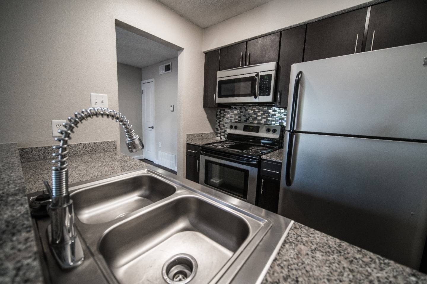 Mesh Apartments Image 12