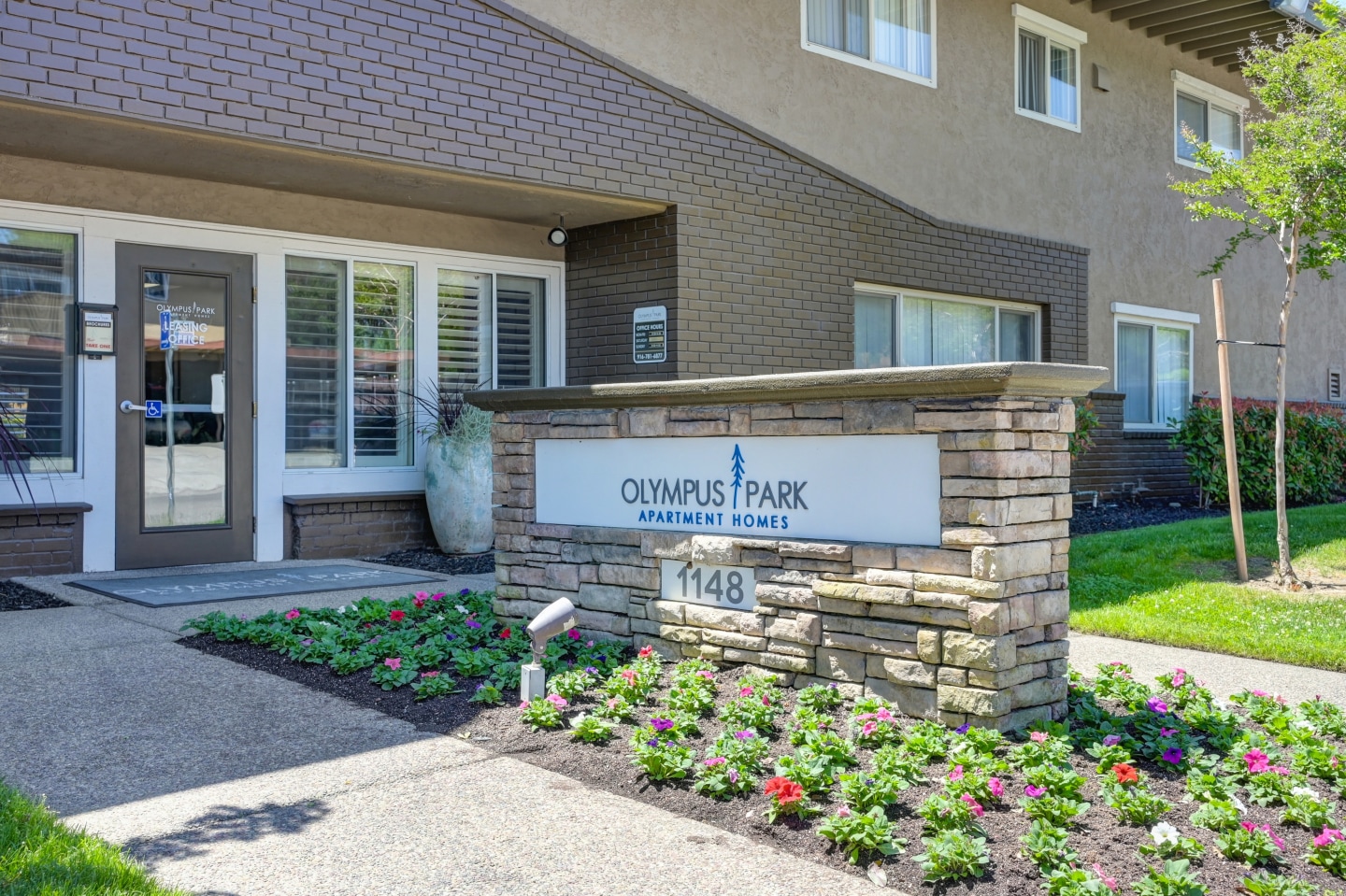Olympus Park Apartment Homes Image 40