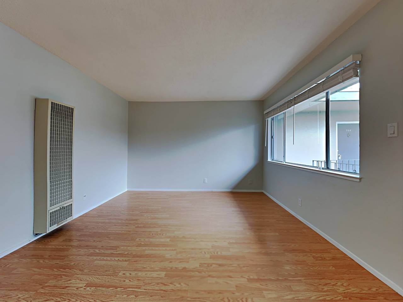 671 Vernon Image 10