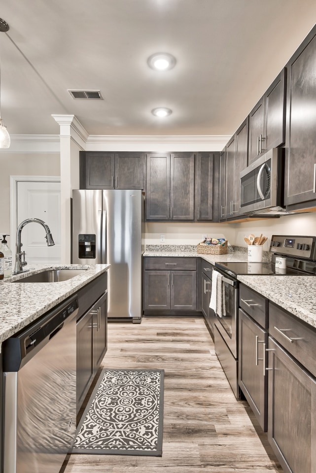 Pines at Glen Laurel Luxury Apartments Image 19