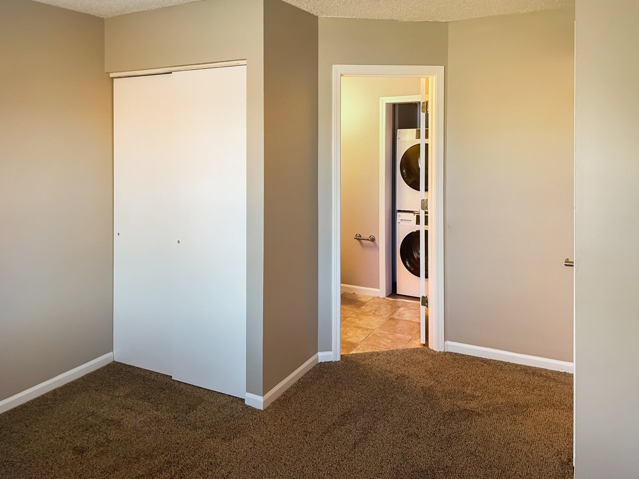Turnberry Square Image 4