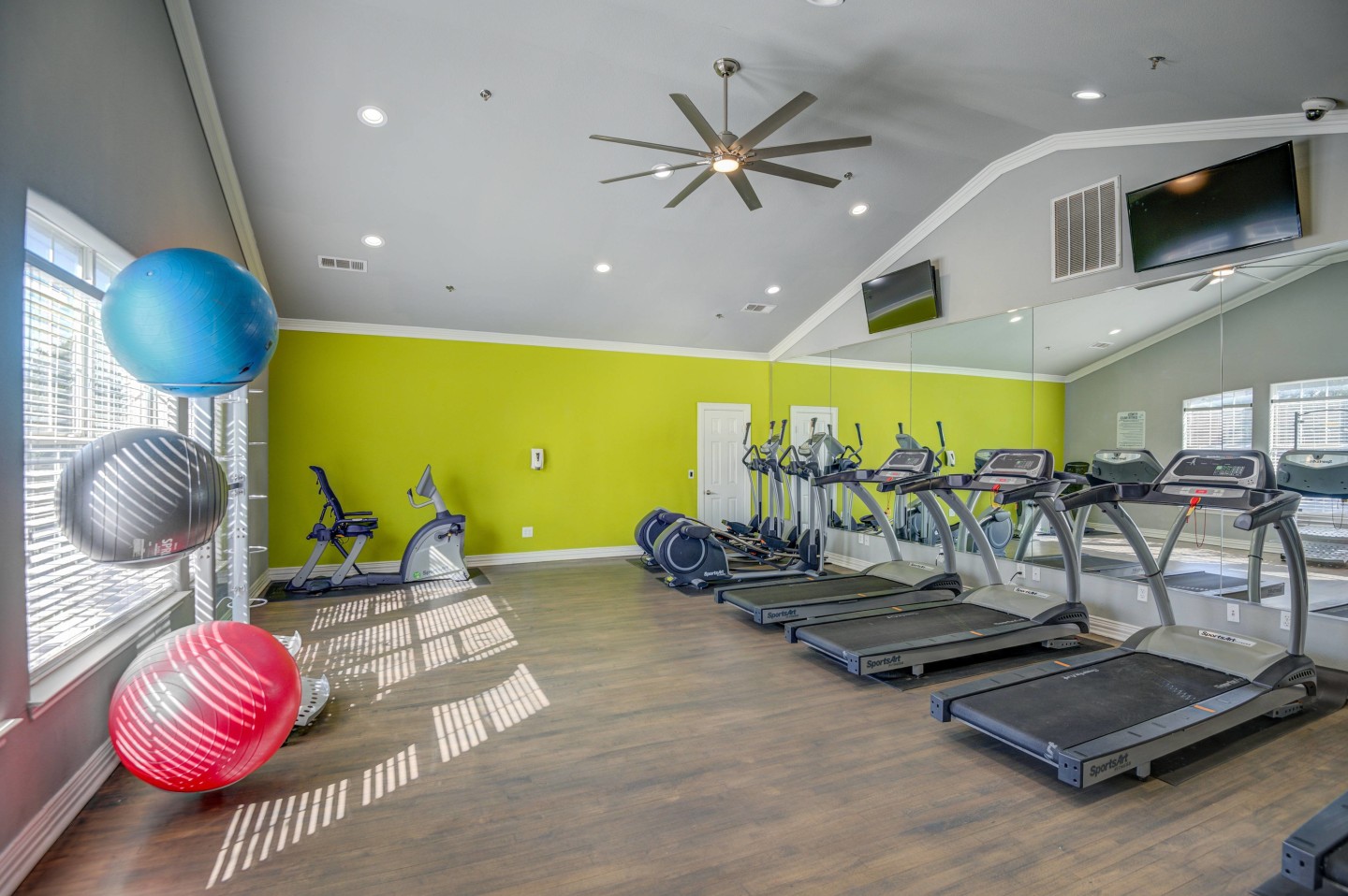 Lakeside at Coppell Apartments Image 16
