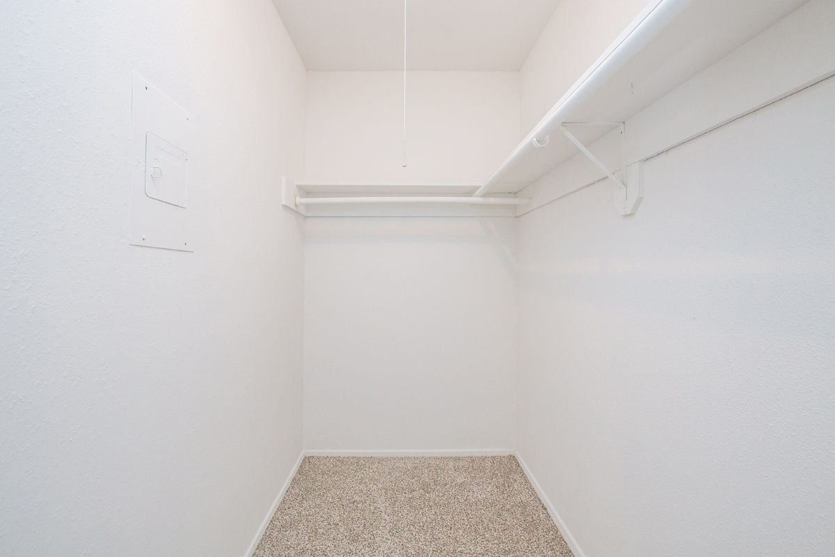 Elm Grove Image 44