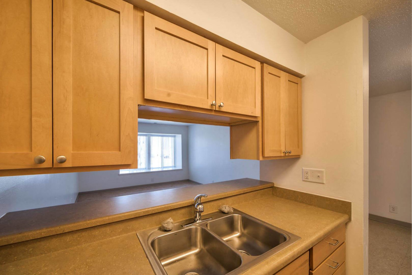 Castlewood apartments Image 9