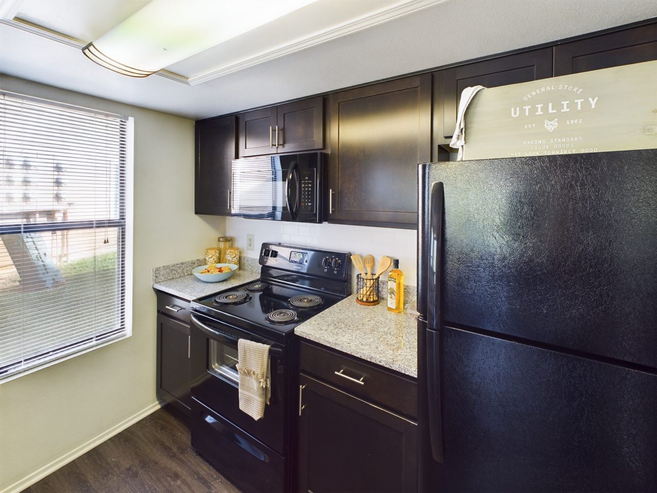 Stoney Brooke Apartments Image 2