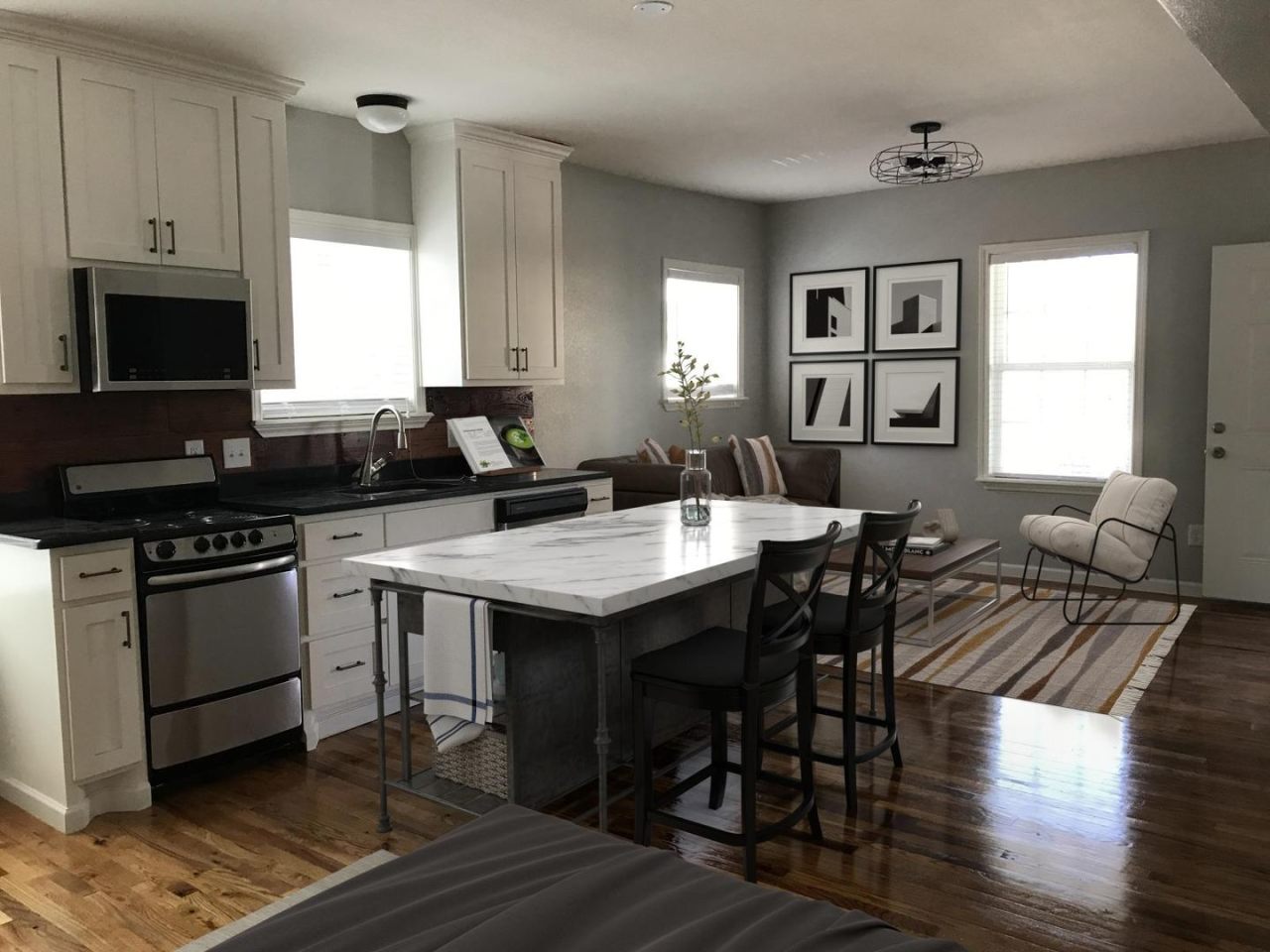 811 May Image 1