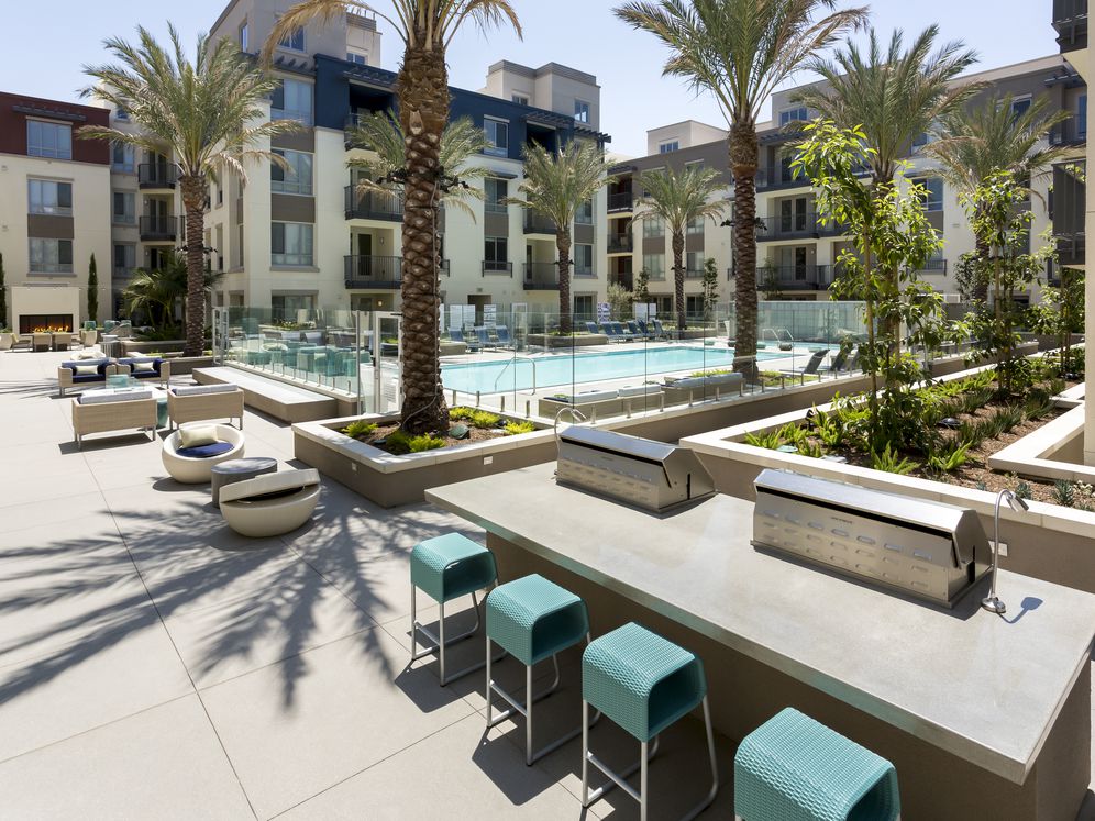 Avalon Huntington Beach Image 33