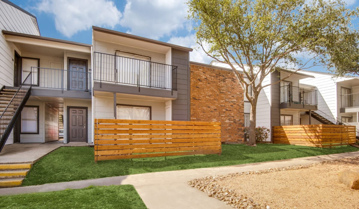 Holbrook Apartment Homes Image 14