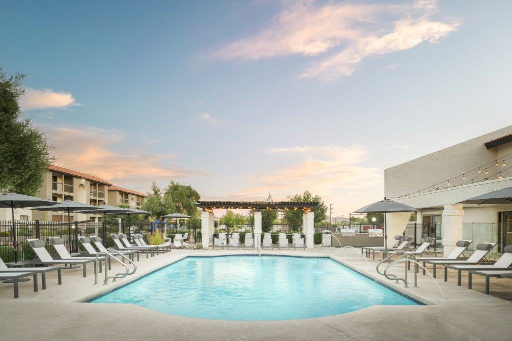 Reveal Apartments Image 33