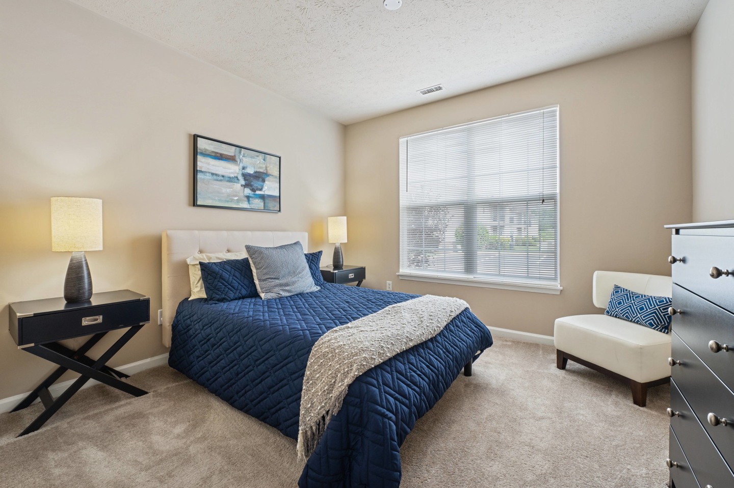 Runaway Bay Apartments Image 7
