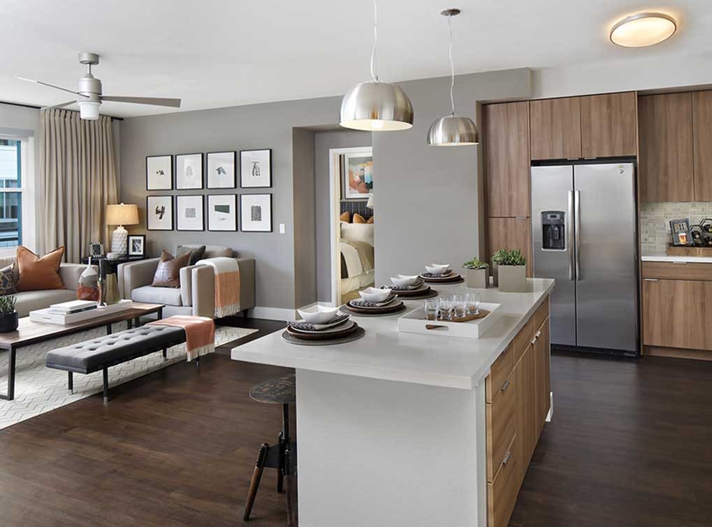 AMLI Uptown Orange Image 28