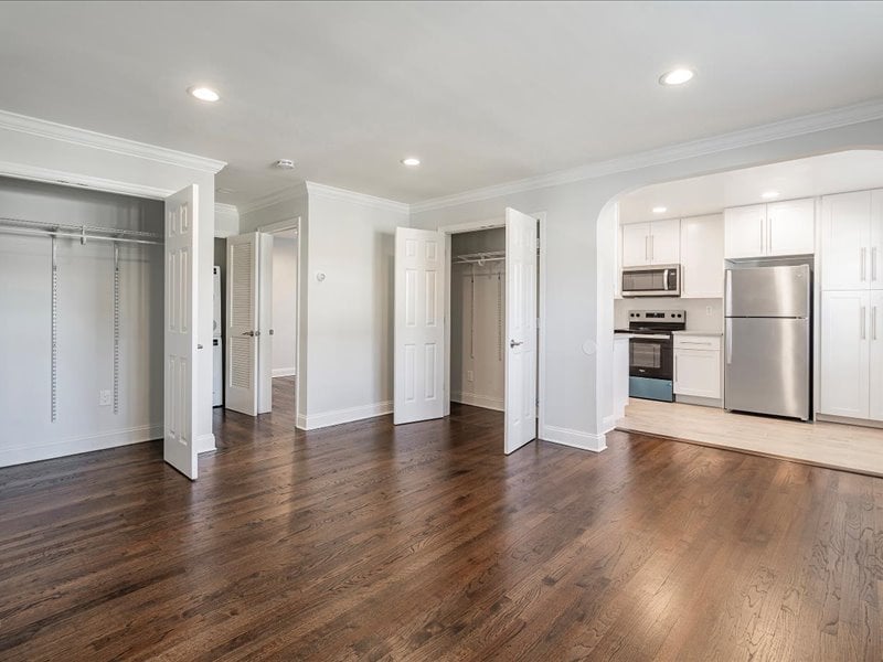 48 Roseland Avenue Image 20