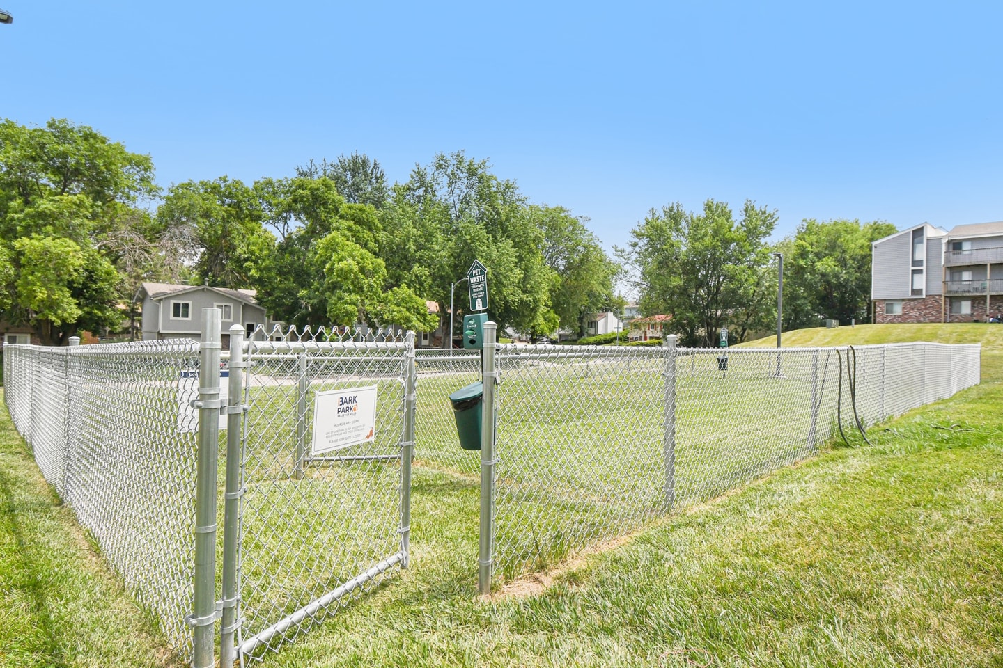 Bellevue Hills Image 27