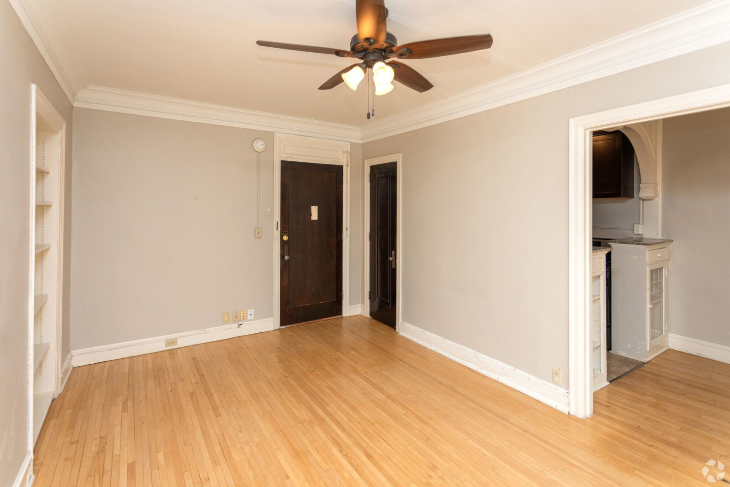 Loring Grove Apartments Image 5