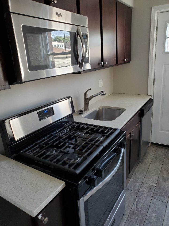 5631-5641 W Carmen Ave Image 2