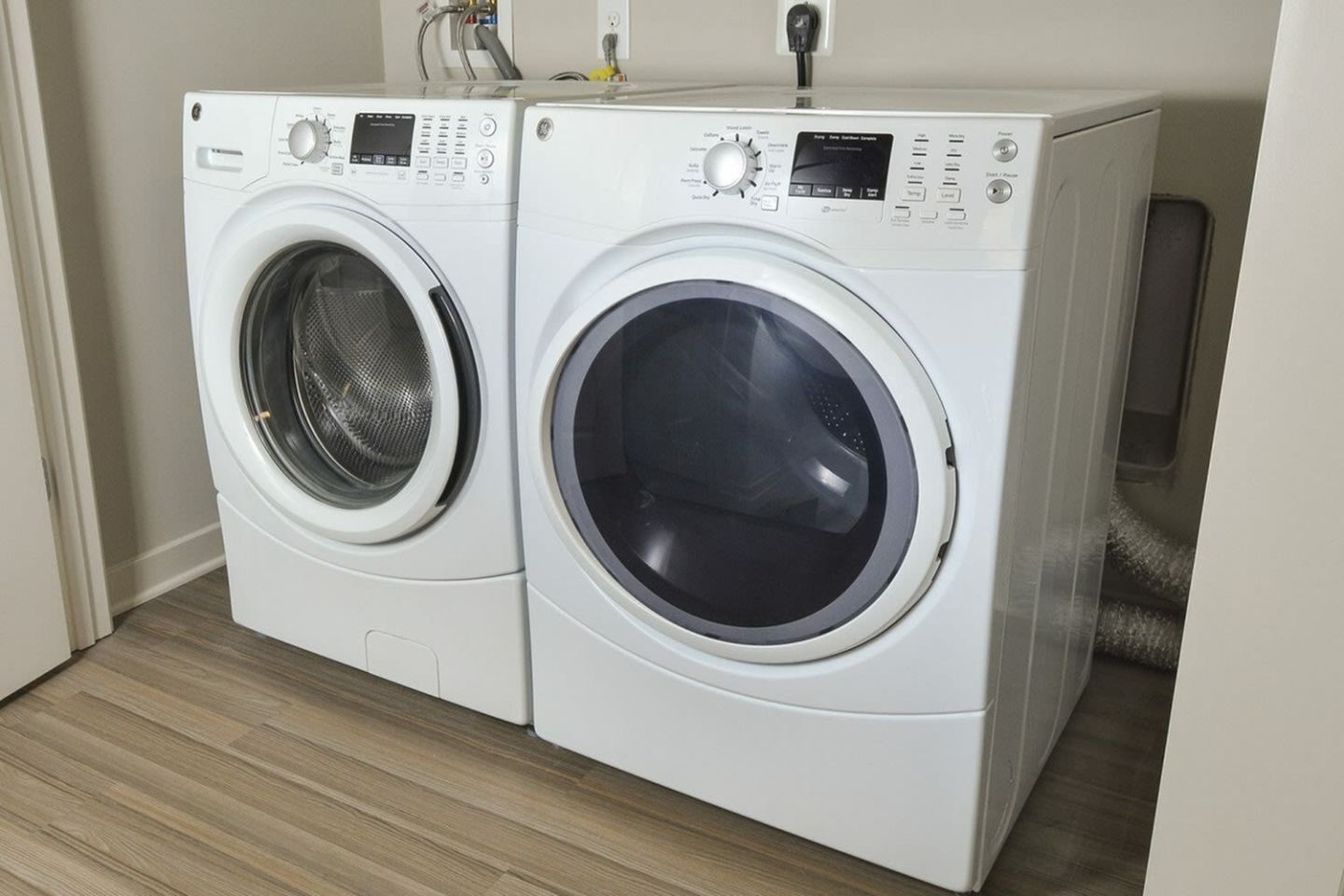 Westside Apartments and Shopping Image 29