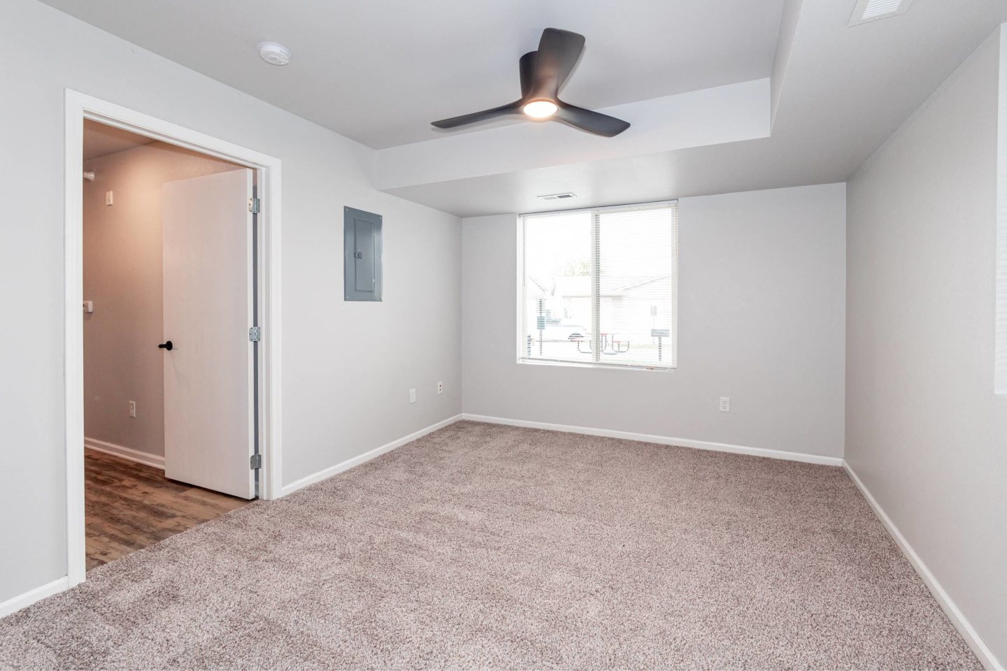 Meadowlark Place Image 32