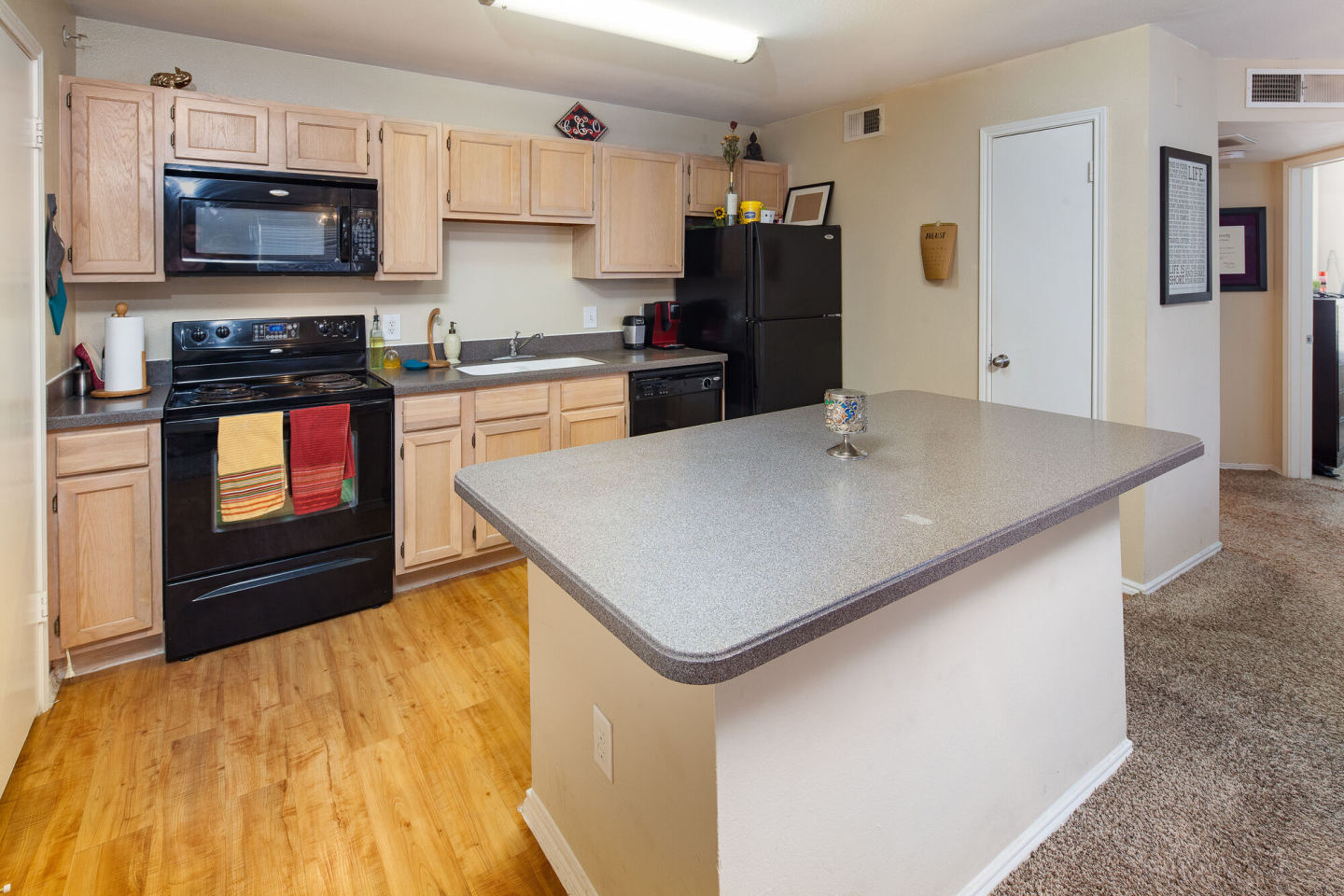 NOAH Apartments Image 19